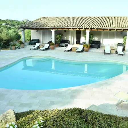 Lu Pastruccialeddu Casa de hóspedes Arzachena