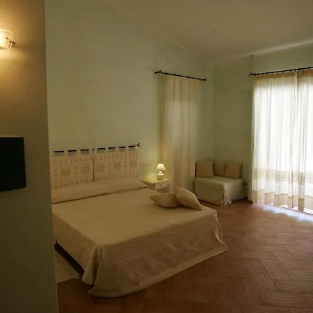 Lu Pastruccialeddu 4*