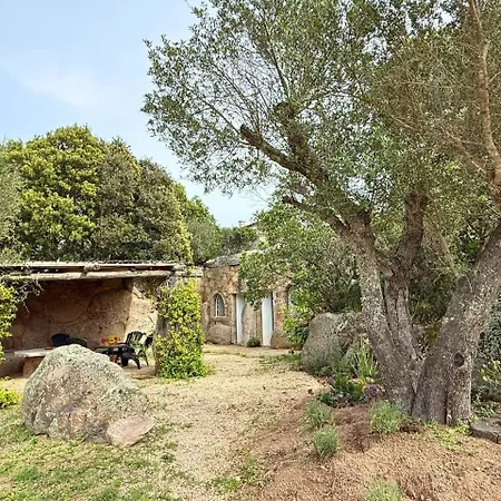 Lu Pastruccialeddu Casa de hóspedes 4*