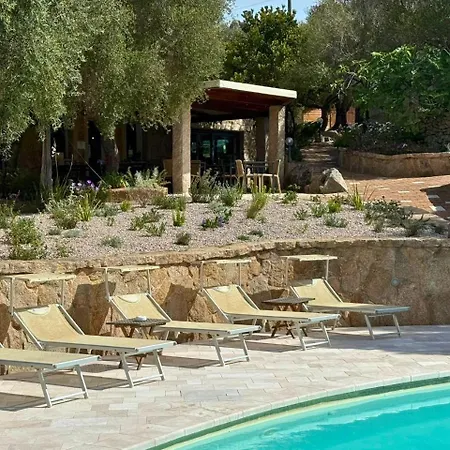 Casa de hóspedes Lu Pastruccialeddu Arzachena