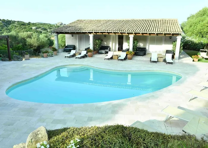 Lu Pastruccialeddu Pensión Arzachena