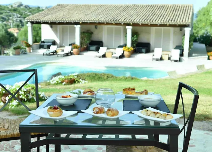 Lu Pastruccialeddu Pensión Arzachena