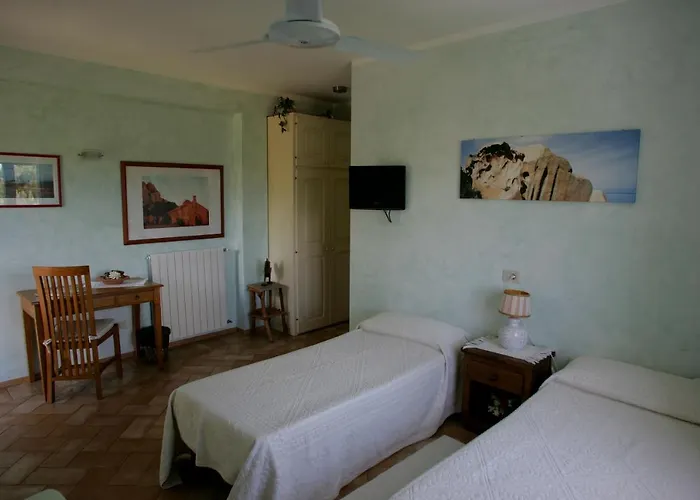 Pensión Lu Pastruccialeddu 4*