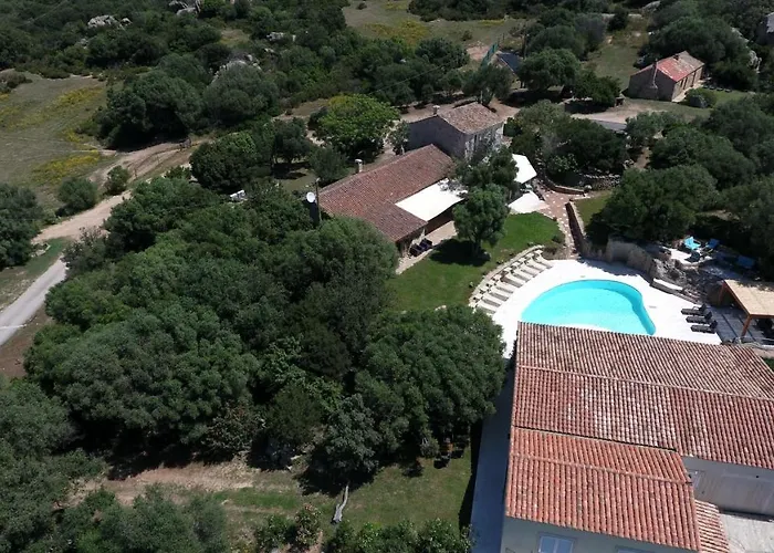 Lu Pastruccialeddu Pensión Arzachena